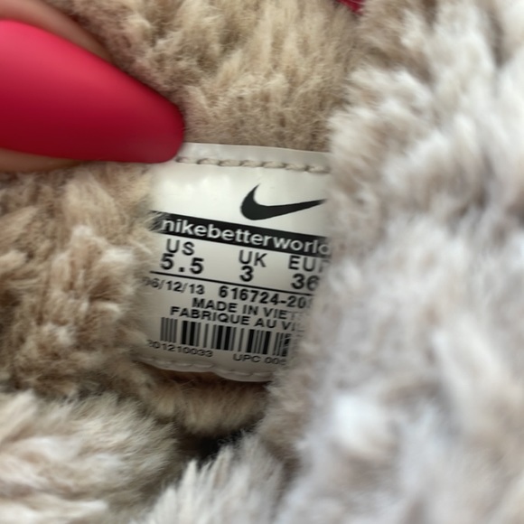 Nike Boys lace up athletic boots - Picture 5 of 9